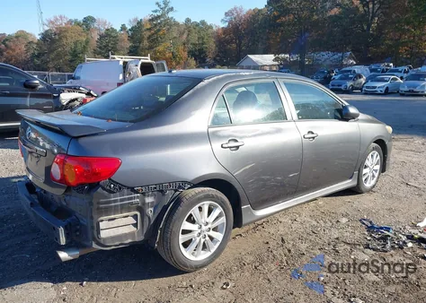 2010 Toyota Corolla S z USA, uszkodzony, nr VIN 2T1BU4EE8AC469174